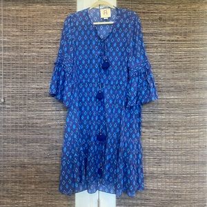 Light weight Figue dress.